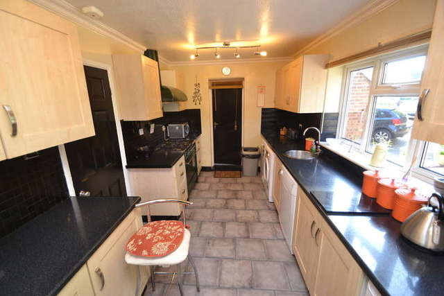  Image of 3 bedroom Semi-Detached house for sale in Pynchbek Thorley Bishop