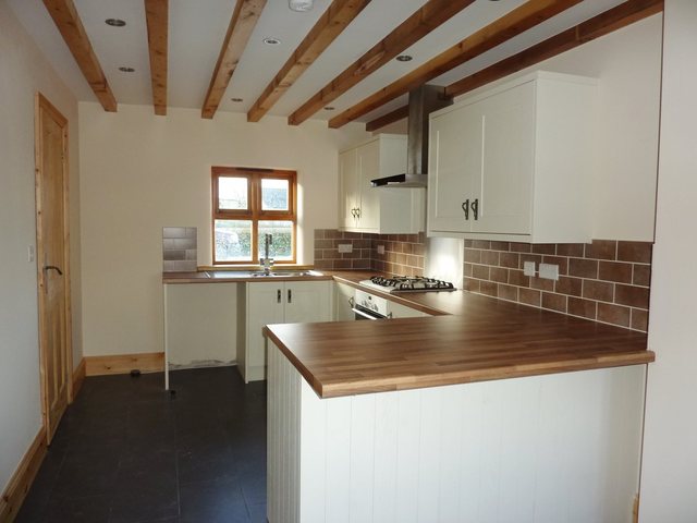  Image of 3 bedroom Detached house to rent in West End Elton Matlock DE4 at West End Elton Elton, DE4 2BZ