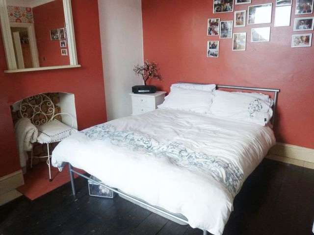  Image of 3 bedroom Terraced house for sale in New Road Ilminster TA19 at New Road  Ilminster, TA19 9AF