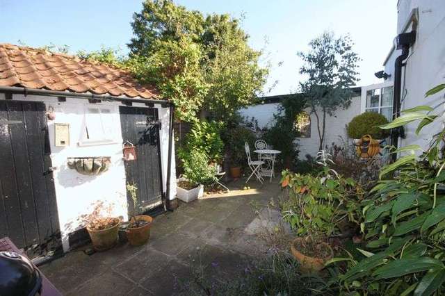  Image of 1 bedroom Terraced house for sale in Bengeo Street Hertford SG14 at Bengeo Street  Hertford, SG14 3EY