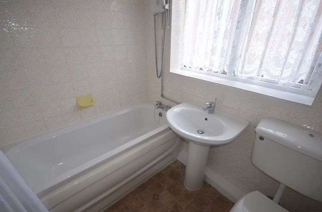 Image of 2 bedroom Detached house to rent in Hawkshead Road Knott End-on-Sea Poulton-Le-Fylde FY6 at Hawkshead Road Knott End-on-Sea Poulton-Le-Fylde, FY6 0QE