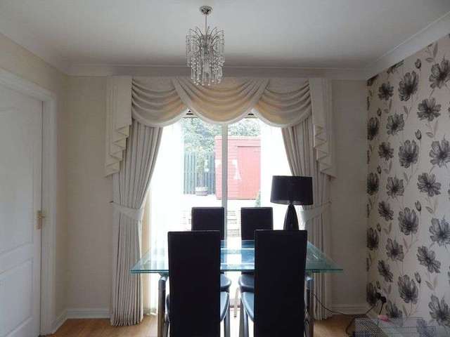  Image of 4 bedroom Detached house for sale in Badger Court Broxburn EH52 at Badger Court  Broxburn, EH52 5TA