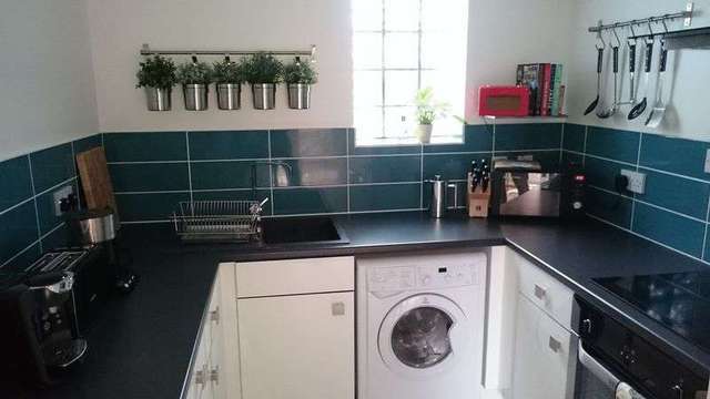  Image of 2 bedroom Flat to rent in Mellish Street London E14 at 161 Mellish Street  London, E14 8PJ