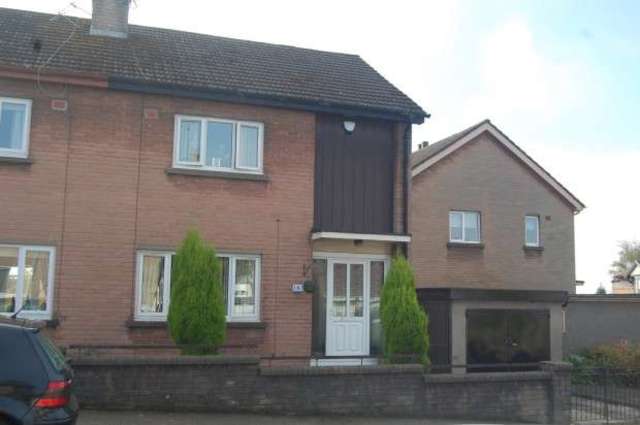  Image of 3 bedroom Semi-Detached house for sale in Invergyle Drive Glasgow G52 at 183 Invergyle Drive  Cardonald, G52 2BS