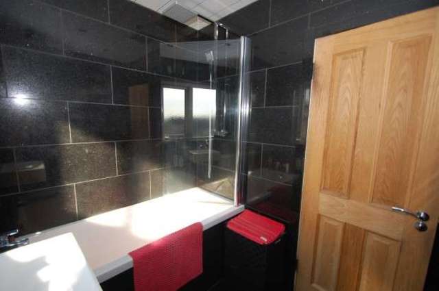 Image of 3 bedroom Semi-Detached house for sale in Invergyle Drive Glasgow G52 at 183 Invergyle Drive  Cardonald, G52 2BS