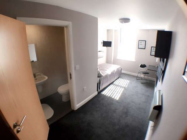  Image of 1 bedroom Flat for sale in Henry Street Liverpool L1 at Henry Street  Liverpool, L1 5BS