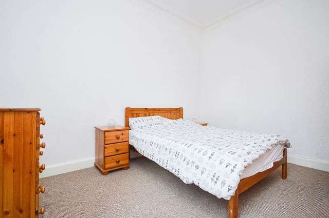 Image of 2 bedroom Flat for sale in Maryfield Edinburgh EH7 at Maryfield  Edinburgh, EH7 5AR