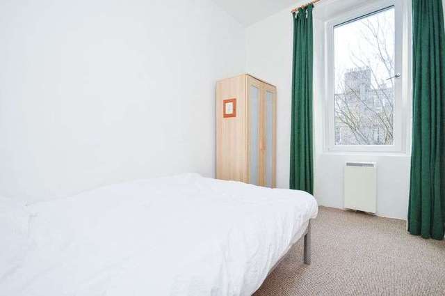  Image of 2 bedroom Flat for sale in Maryfield Edinburgh EH7 at Maryfield  Edinburgh, EH7 5AR
