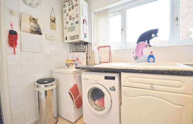  Image of 3 bedroom Terraced house for sale in Red Hall Avenue Connah
