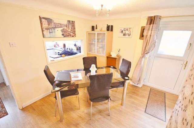  Image of 3 bedroom Terraced house for sale in Red Hall Avenue Connah