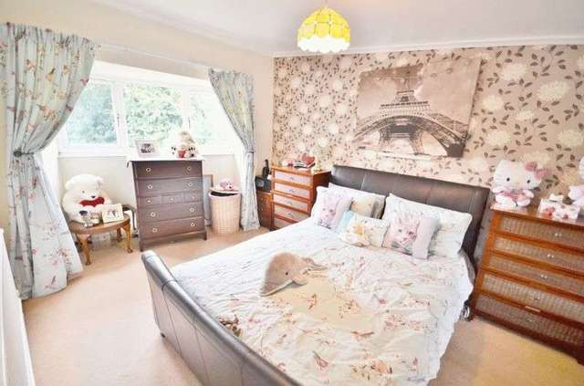  Image of 3 bedroom Terraced house for sale in Red Hall Avenue Connah