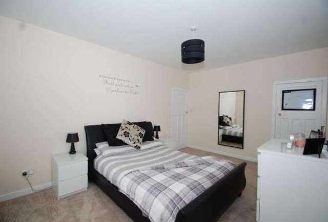  Image of 2 bedroom Flat for sale in Bucklaw Terrace Glasgow G52 at 33 Bucklaw Terrace  Cardonald, G52 3BW