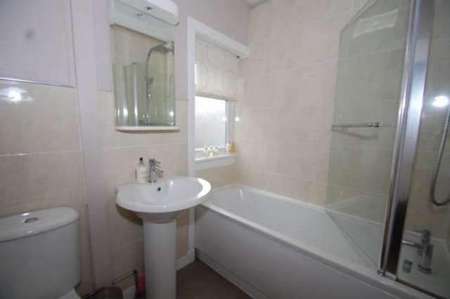  Image of 2 bedroom Flat for sale in Bucklaw Terrace Glasgow G52 at 33 Bucklaw Terrace  Cardonald, G52 3BW