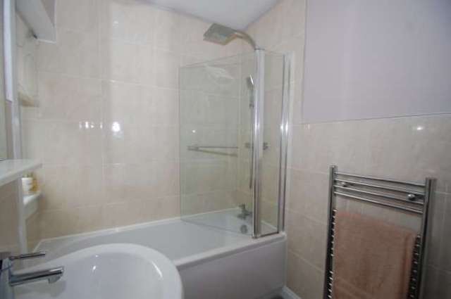  Image of 2 bedroom Flat for sale in Bucklaw Terrace Glasgow G52 at 33 Bucklaw Terrace  Cardonald, G52 3BW
