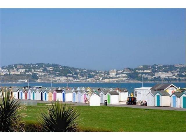  Image of 2 bedroom Flat to rent in Marine Drive Paignton TQ3 at Marine Drive  Paignton, TQ3 2NS