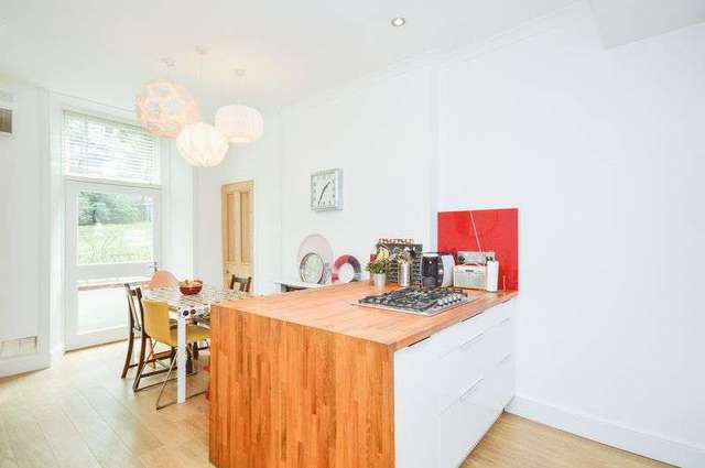  Image of 2 bedroom Flat for sale in Meadowbank Terrace Edinburgh EH8 at Meadowbank Terrace Meadowbank Edinburgh, EH8 7AR