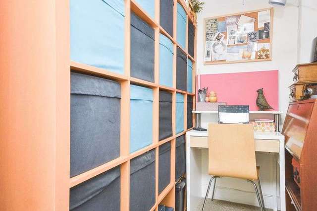  Image of 2 bedroom Flat for sale in Meadowbank Terrace Edinburgh EH8 at Meadowbank Terrace Meadowbank Edinburgh, EH8 7AR