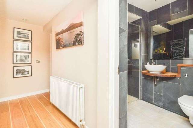  Image of 2 bedroom Flat for sale in Huntly Street Edinburgh EH3 at Huntly Street Canonmills Edinburgh, EH3 5HB