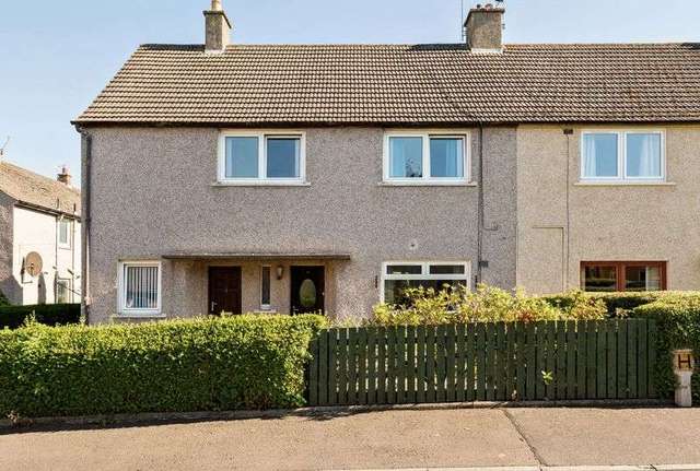  Image of 1 bedroom Flat for sale in Aberdour Crescent Dunfermline KY11 at Aberdour Crescent  Dunfermline, KY11 4QU