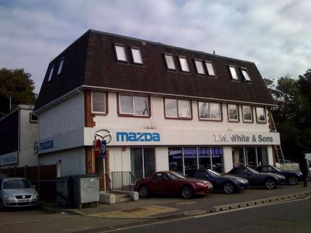  Image of Studio flat to rent in Addlestone Road Addlestone KT15 at Addlestone Road  Addlestone, KT15 2RX