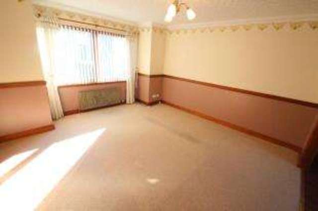  Image of 3 bedroom Semi-Detached house for sale in Almondbank Glenrothes KY7 at Glenrothes Fife Coaltown of Balgonie, KY7 4US