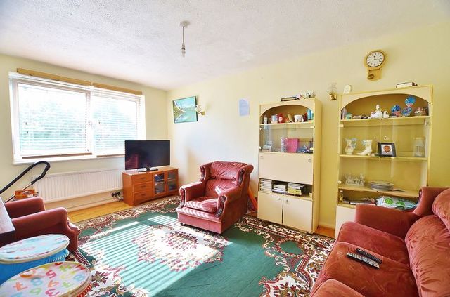  Image of 1 bedroom Property to rent in Anderson Road London E9 at Anderson Road  London, E9 6HJ