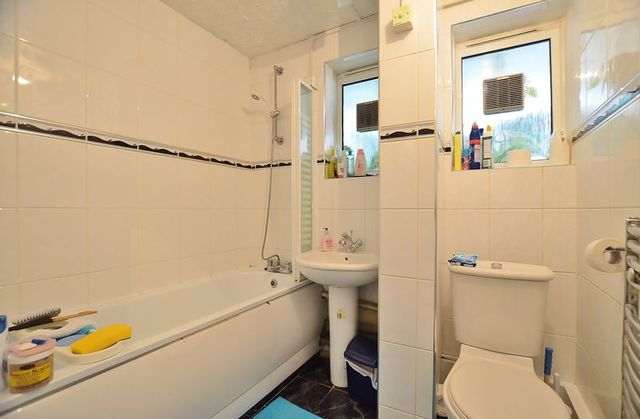  Image of 1 bedroom Property to rent in Anderson Road London E9 at Anderson Road  London, E9 6HJ