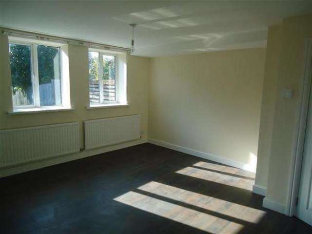  Image of 3 bedroom Apartment to rent in Ash Tree Road Caerwent Caldicot NP26 at Caerwent, NP26 5NU