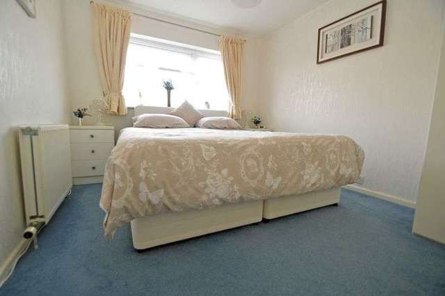  Image of 3 bedroom Detached house for sale in Ashton Close Clevedon BS21 at Ashton Close  Clevedon, BS21 7UT