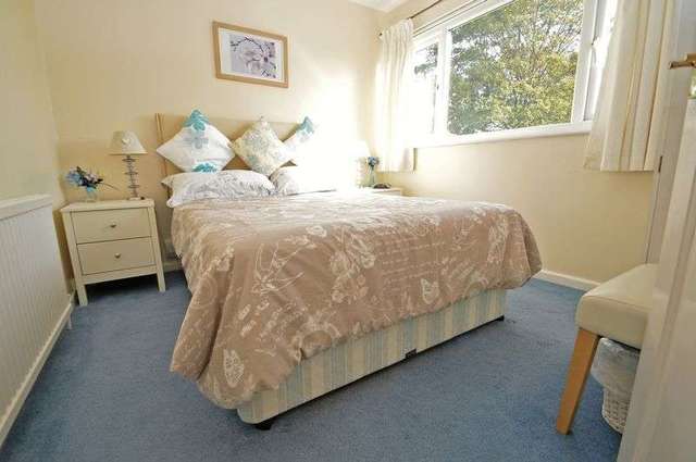  Image of 3 bedroom Detached house for sale in Ashton Close Clevedon BS21 at Ashton Close  Clevedon, BS21 7UT