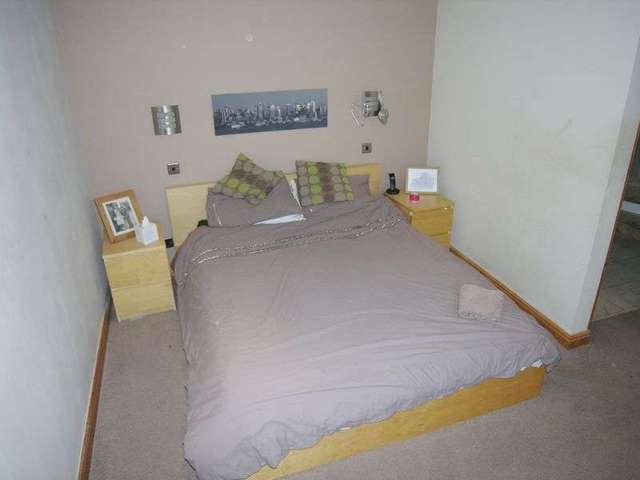  Image of Property for sale in Avenell Road Wanborough Swindon SN4 at Avenell Road Wanborough Swindon, SN4 0BS