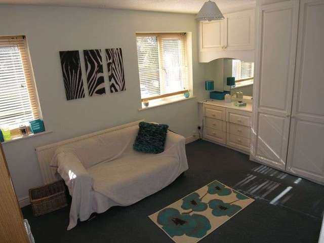  Image of Property for sale in Avenell Road Wanborough Swindon SN4 at Avenell Road Wanborough Swindon, SN4 0BS