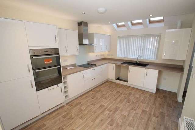  Image of 3 bedroom Terraced house to rent in Badger Road Thornbury Bristol BS35 at Badger Road Thornbury Bristol, BS35 1AD