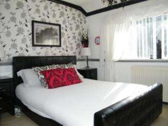  Image of 3 bedroom Semi-Detached house for sale in Badsey Road Oldbury B69 at Oldbury West Midlands Oldbury, B69 1EJ