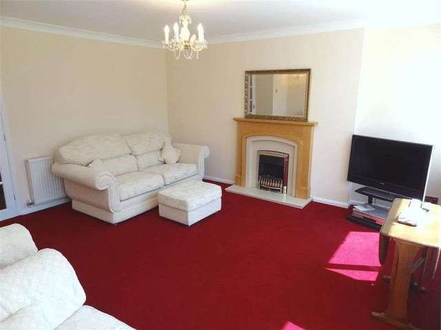  Image of 4 bedroom Detached house for sale in Barford Close Spaxton Bridgwater TA5 at Barford Close Spaxton Bridgwater, TA5 1AE