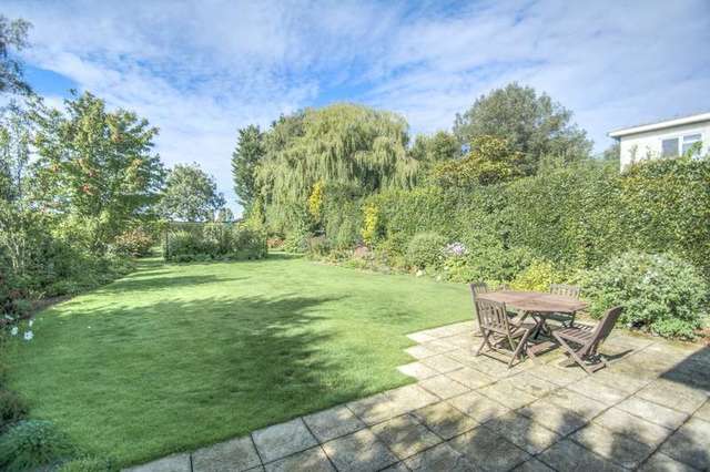  Image of 4 bedroom Detached house for sale in Barnham Road Barnham Bognor Regis PO22 at Barnham West Sussex Barnham, PO22 0EP