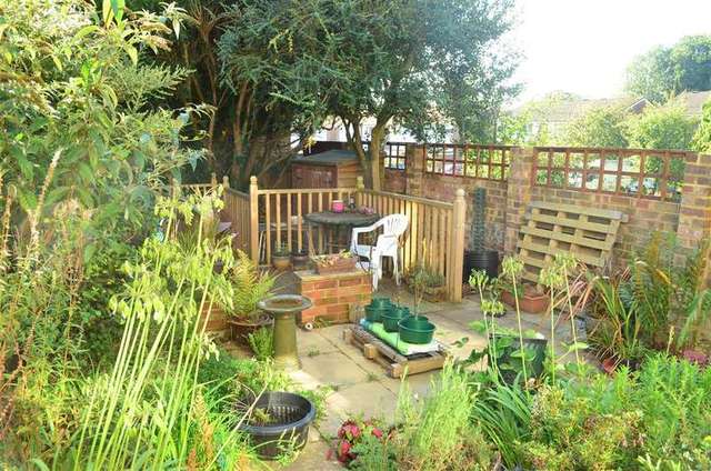  Image of 3 bedroom End of Terrace for sale in Barnmead Haywards Heath RH16 at Haywards Heath West Sussex Haywards Heath, RH16 1UY