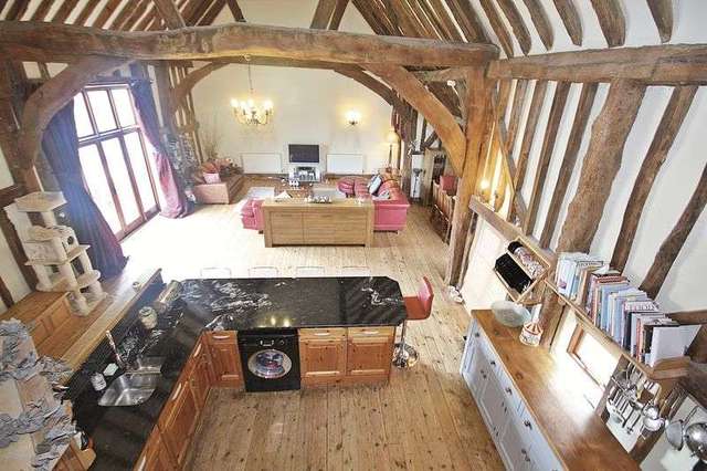  Image of 4 bedroom Property for sale in Grange Farm Close Barton-Le-Clay Bedford MK45 at Grange Farm Close Barton-le-Clay Barton-le-Clay, MK45 4RS