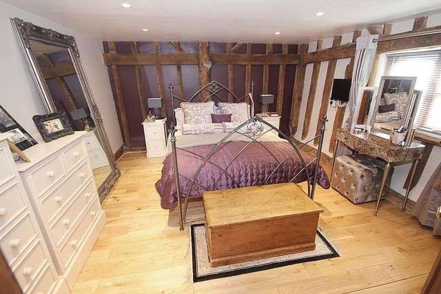  Image of 4 bedroom Property for sale in Grange Farm Close Barton-Le-Clay Bedford MK45 at Grange Farm Close Barton-le-Clay Barton-le-Clay, MK45 4RS