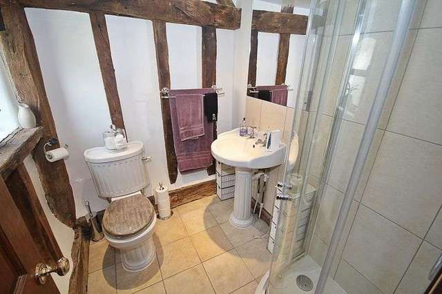  Image of 4 bedroom Property for sale in Grange Farm Close Barton-Le-Clay Bedford MK45 at Grange Farm Close Barton-le-Clay Barton-le-Clay, MK45 4RS