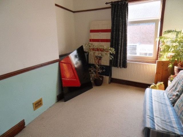  Image of 3 bedroom Terraced house to rent in Beancroft Road Castleford WF10 at Beancroft Road  Castleford, WF10 5BW