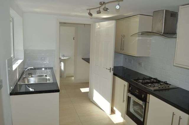  Image of 4 bedroom Terraced house for sale in Burton Row Brent Knoll Highbridge TA9 at Belle Vue Burton Row Brent Knoll, TA9 4BW