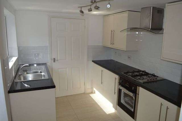  Image of 4 bedroom Terraced house for sale in Burton Row Brent Knoll Highbridge TA9 at Belle Vue Burton Row Brent Knoll, TA9 4BW