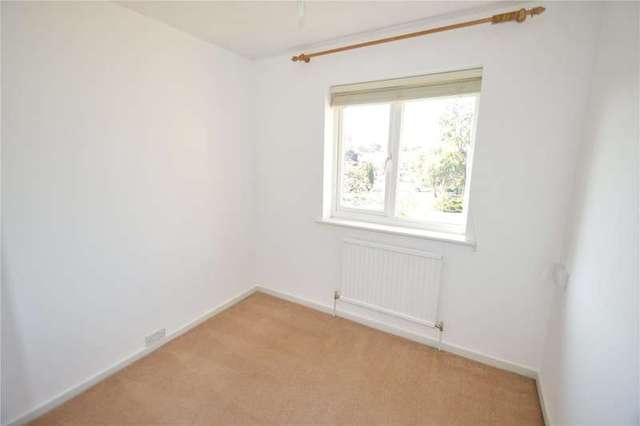  Image of 3 bedroom Detached house to rent in Bissley Drive Maidenhead SL6 at Maidenhead Berkshire Woodlands Park, SL6 3UX