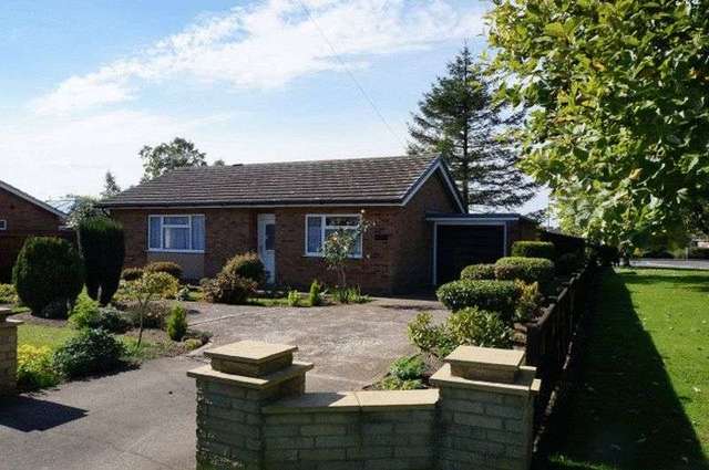  Image of 2 bedroom Detached house for sale in Boston Road Horncastle LN9 at Boston Road  HORNCASTLE, LN9 6HU