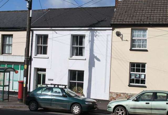  Image of 3 bedroom Terraced house for sale in Bow Bow Crediton EX17 at Bow Crediton, EX17 6EZ