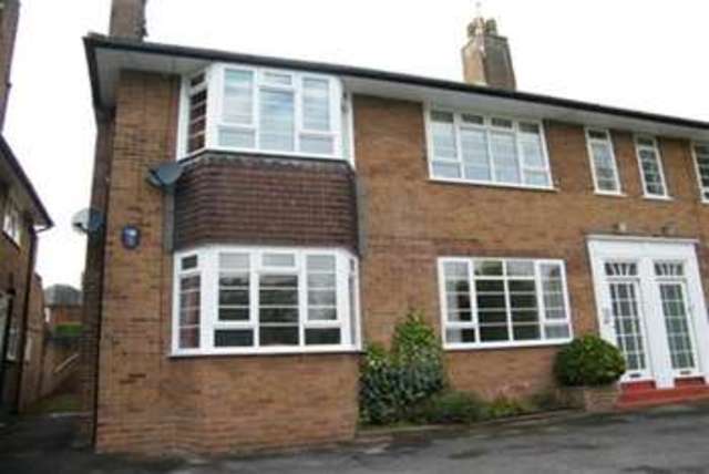 Image of 2 bedroom Flat to rent in Brampton Newcastle-under-Lyme ST5 at Newcastle, ST5 0QR