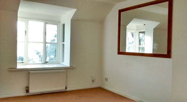  Image of 1 bedroom Flat to rent in Branson Court Plympton Plymouth PL7 at Branson Court  Plymouth, PL7 2WU