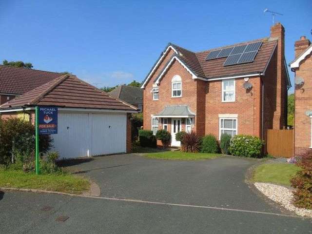  Image of 4 bedroom Detached house for sale in Brecon Avenue Warndon Worcester WR4 at Brecon Avenue  Worcester, WR4 0RJ