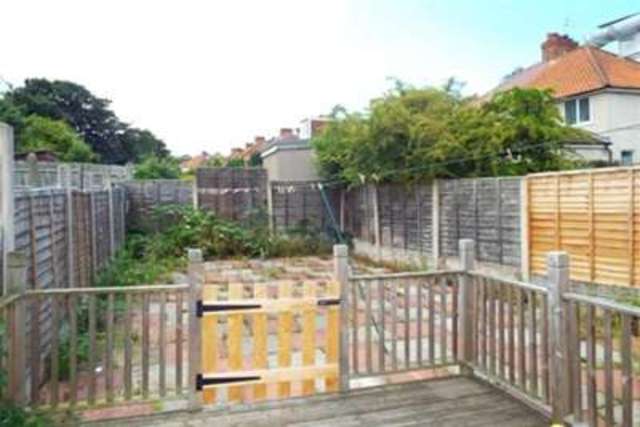  Image of 3 bedroom Detached house to rent in Bretton Road Acocks Green Birmingham B27 at Birmingham, B27 7DX